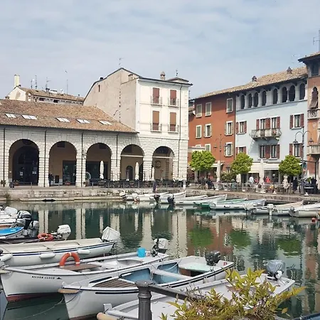 דירה Nuovissimo A Desenzano דסנזאנו דל גארדה