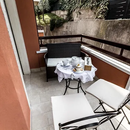 아파트 Nuovissimo A Desenzano *