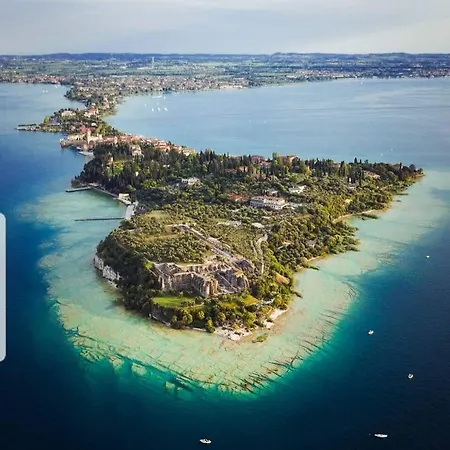 Nuovissimo A Desenzano 아파트